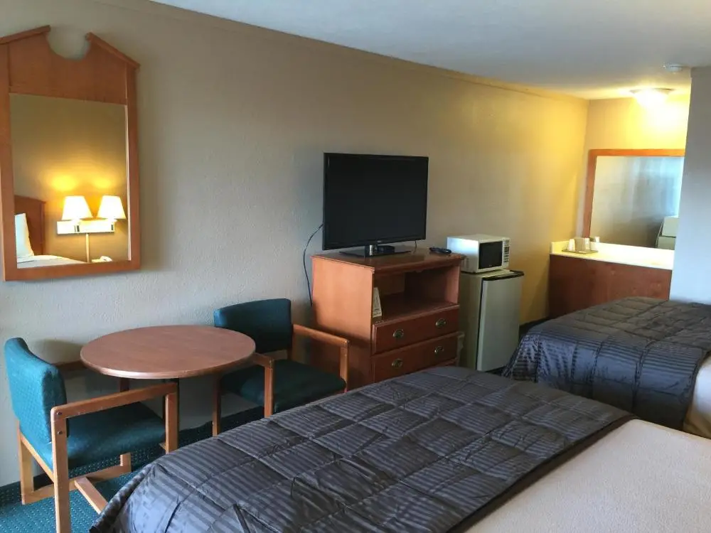 Budget Inn - Saint Robert 5